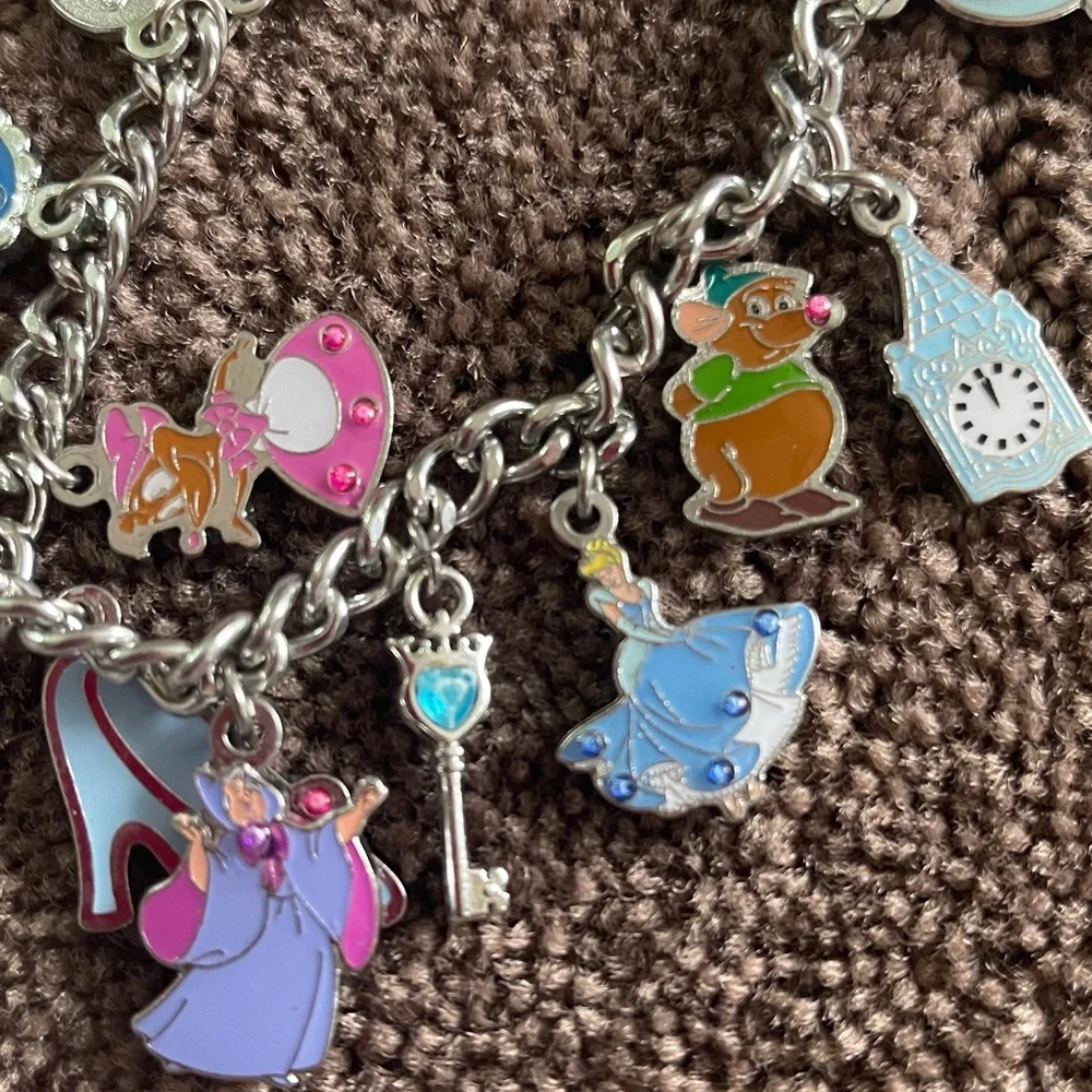 Cinderella silver charm bracelet - Picture 3 of 5